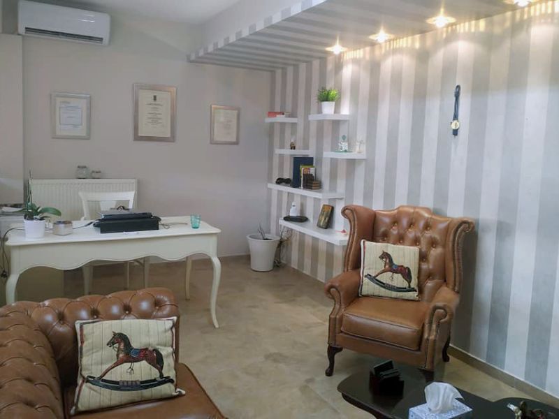 Χώρος Συμβουλευτικής & Ψυχοθεραπείας «Περί Ψυχής Λόγος», Αθηνά Παχατίρογλου